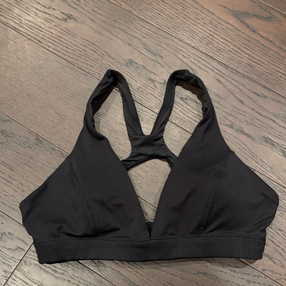 ALO Yoga Black Racerback Sports Bra